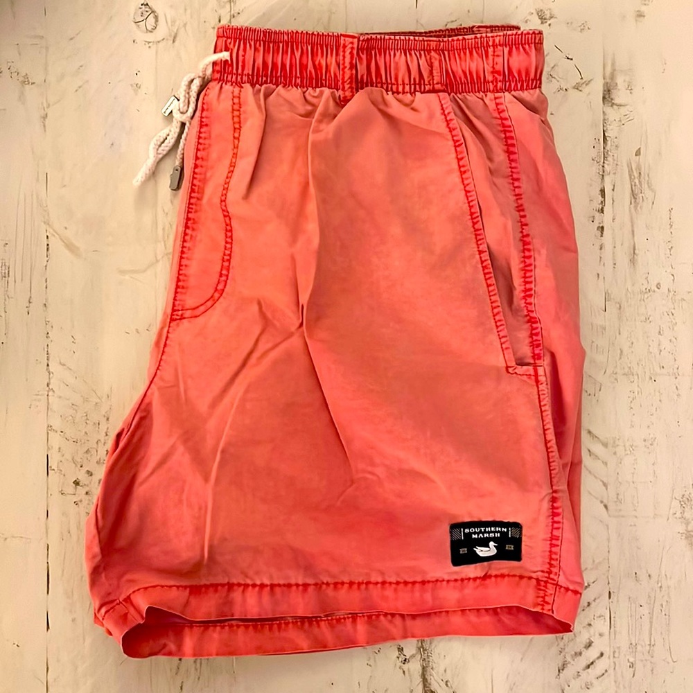 Southern Marsh swimtrunks size XL peach
